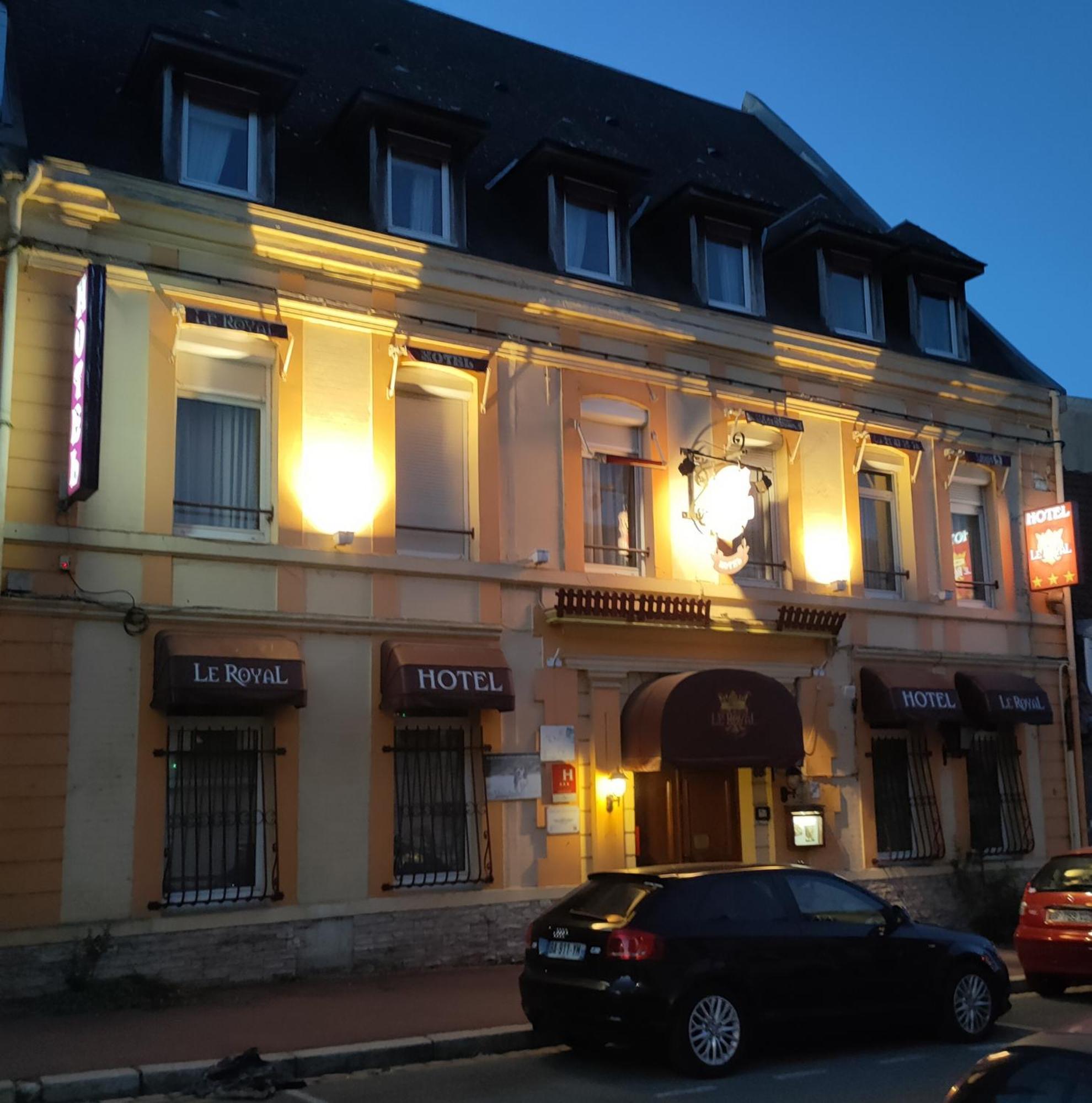 Le Royal Hotel Saint-Pol-sur-Ternoise Exterior photo